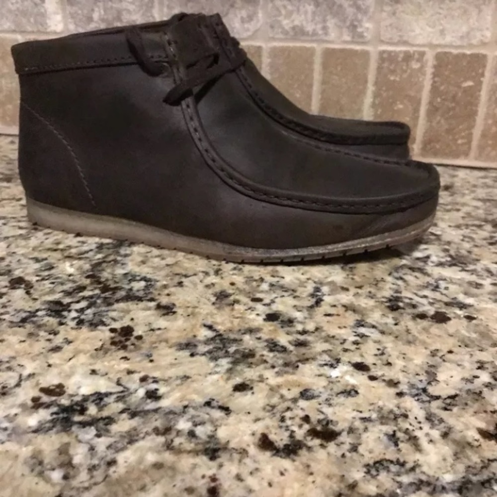 Men’s Clark’s Wallabee Step boots 9.5